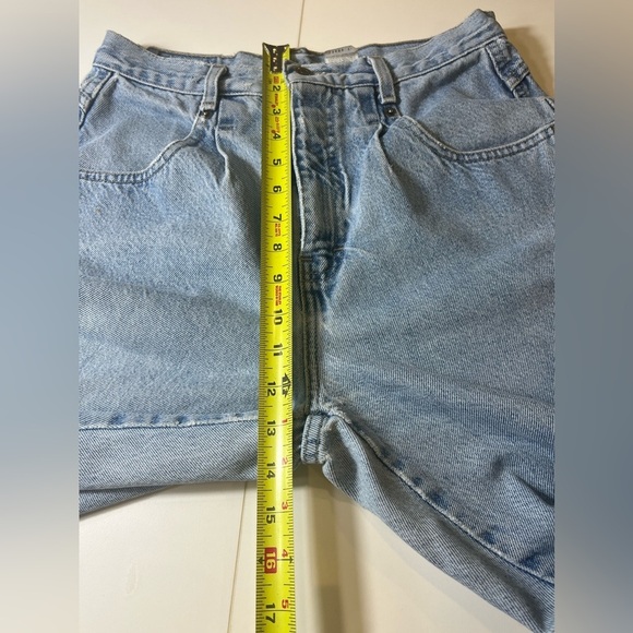 Brittania vintage size 4/6 pleated denim cut hem
427 - Picture 12 of 16